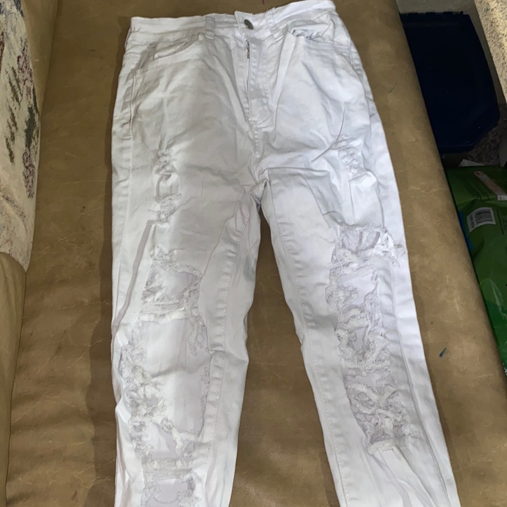Size  xsmall shein. Ripped white jeans